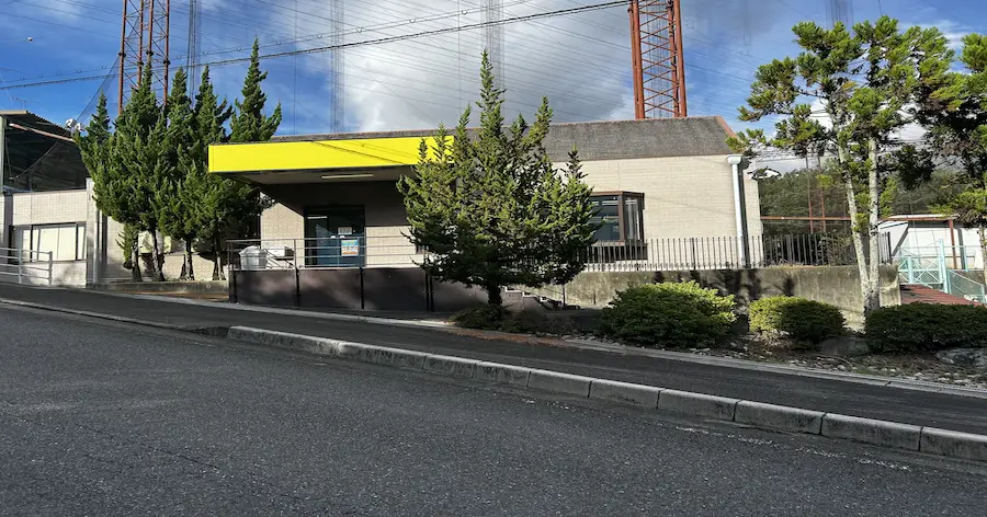 石山ゴルフ練習場の外観