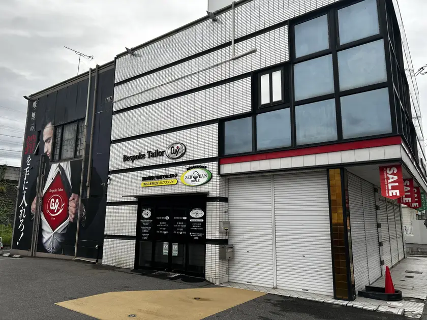 BESPOKE GOLF ZEROBAN HOLEの外観